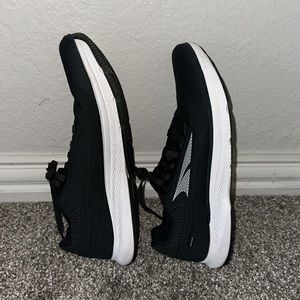 8.5B Altra Escalante